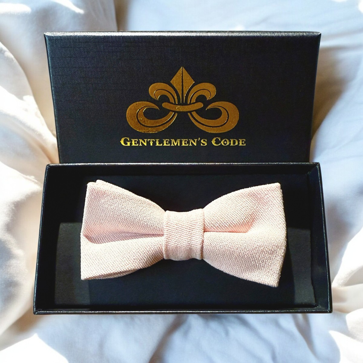 Nœud Papillon Petit Gentleman Coton Rose Pastel - Gentlemen's Code