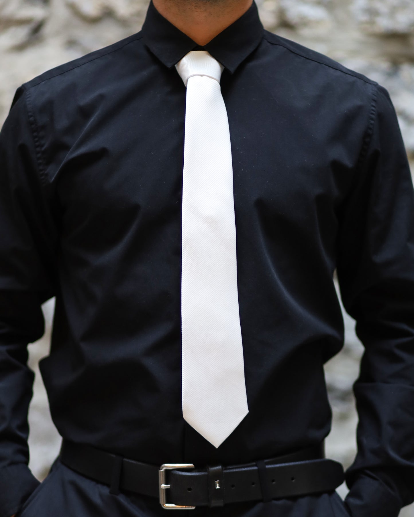 Ensemble Cravate, Mouchoir de Poche, Pince à Cravate et Boutons de Manchette Blanc - Gentlemen's Code