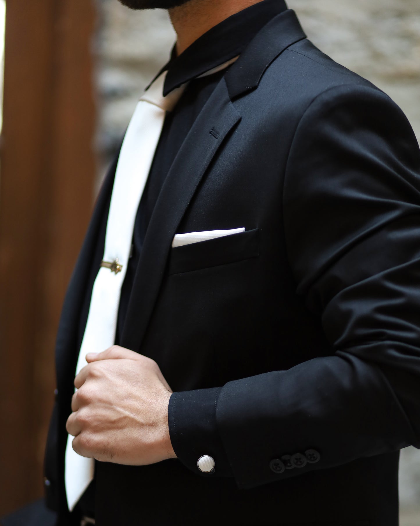 Ensemble Cravate, Mouchoir de Poche, Pince à Cravate et Boutons de Manchette Blanc - Gentlemen's Code