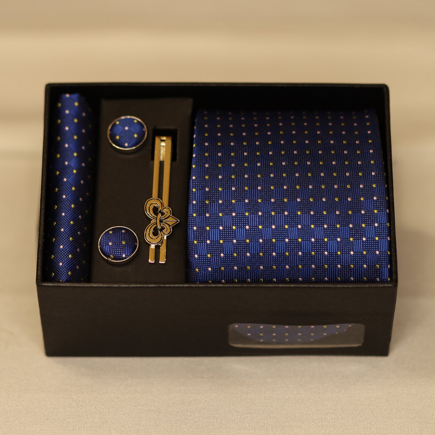Ensemble Cravate, Mouchoir de Poche, Pince à Cravate et Boutons de Manchette à Motif Bleu et Doré - Gentlemen's Code
