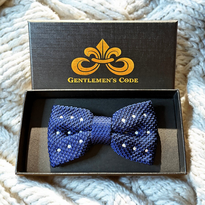 Nœud Papillon Petit Gentleman Tricot Bleu à Pois